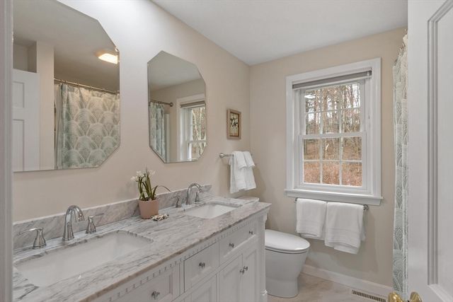 18 Heather Drive, Westford, MA 01886