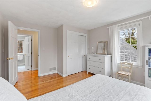 18 Heather Drive, Westford, MA 01886