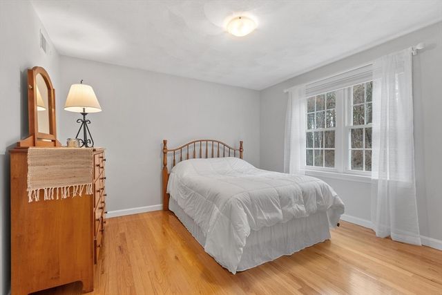 18 Heather Drive, Westford, MA 01886