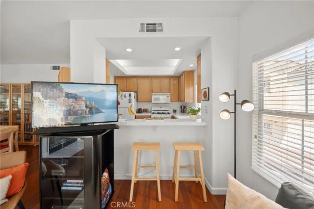 8086 E Venice, Anaheim, CA 92808