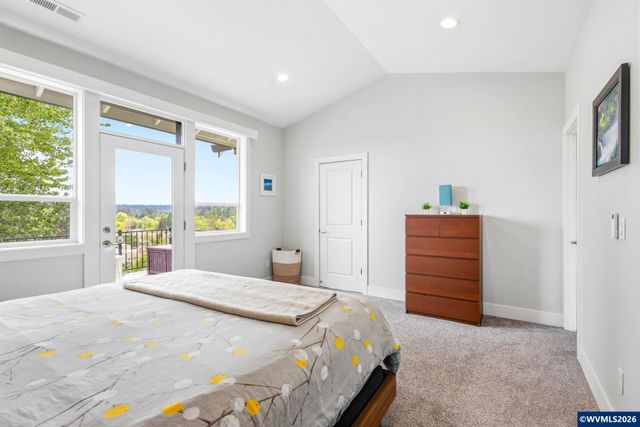 1372 Overview St NW, Salem, OR 97304