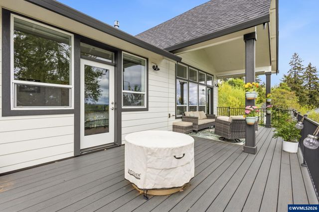 1372 Overview St NW, Salem, OR 97304