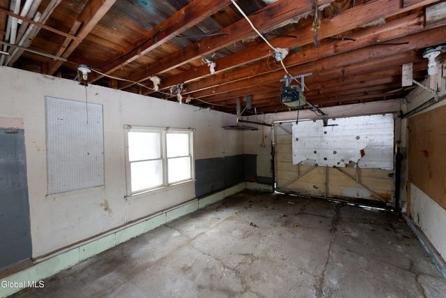 123 Hagaman Avenue, Amsterdam, NY 12010