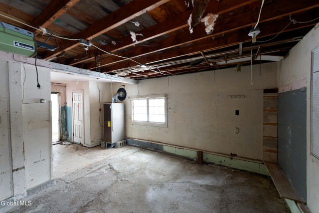 123 Hagaman Avenue, Amsterdam, NY 12010