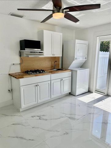 14111 SW 75th St, Miami, FL 33183