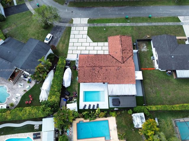 14111 SW 75th St, Miami, FL 33183