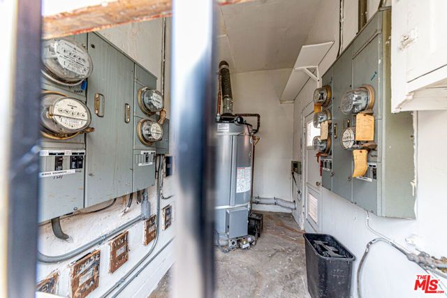 1251 S Wilton Place, Los Angeles, CA 90019