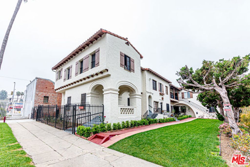 1251 S Wilton Place, Los Angeles, CA 90019