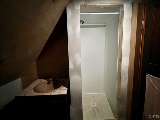 1620 Oneida Street, Utica, NY 13501