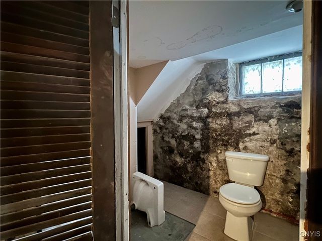 1620 Oneida Street, Utica, NY 13501