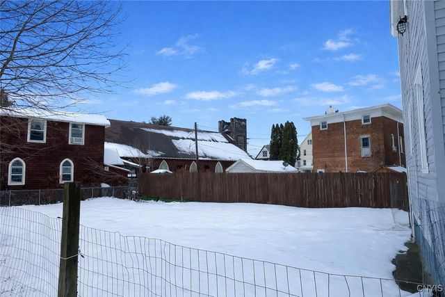 1620 Oneida Street, Utica, NY 13501