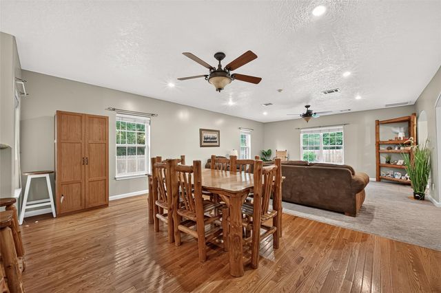 11232 Kentucky Oaks Drive, Conroe, TX 77304