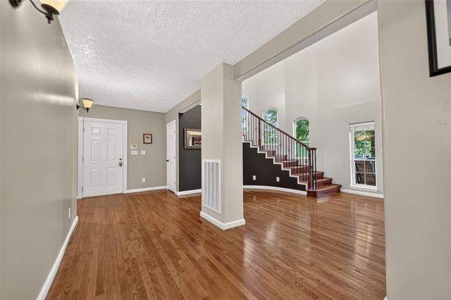 11232 Kentucky Oaks Drive, Conroe, TX 77304