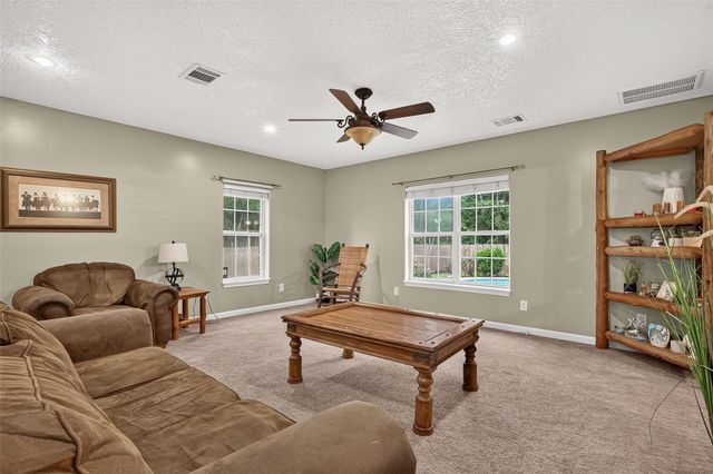 11232 Kentucky Oaks Drive, Conroe, TX 77304