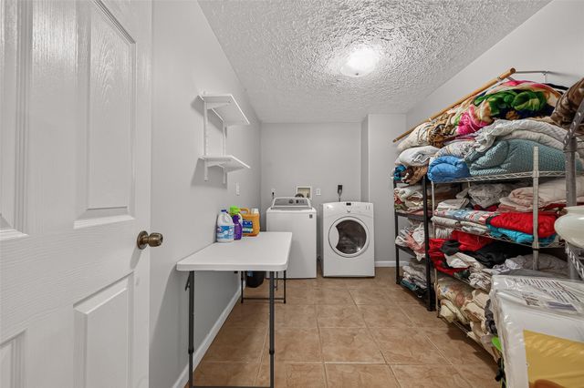 11232 Kentucky Oaks Drive, Conroe, TX 77304