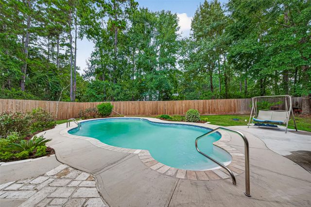 11232 Kentucky Oaks Drive, Conroe, TX 77304