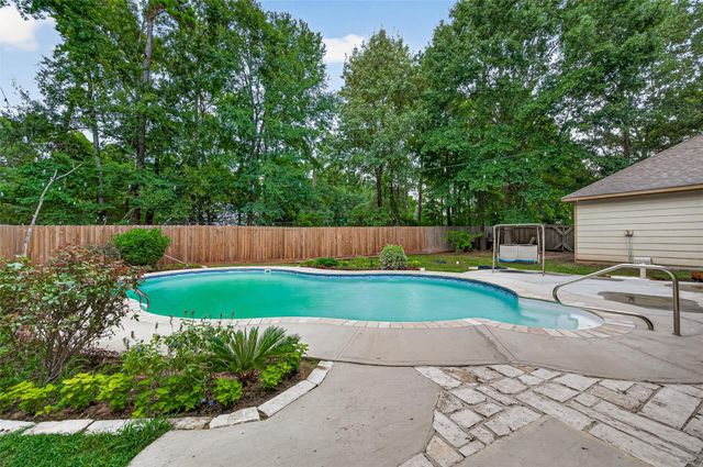 11232 Kentucky Oaks Drive, Conroe, TX 77304