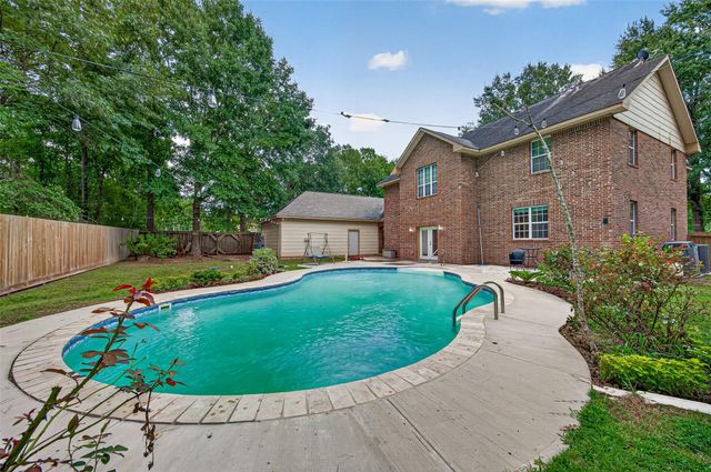 11232 Kentucky Oaks Drive, Conroe, TX 77304