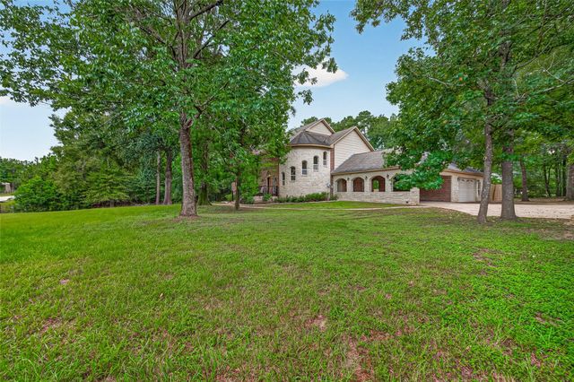 11232 Kentucky Oaks Drive, Conroe, TX 77304
