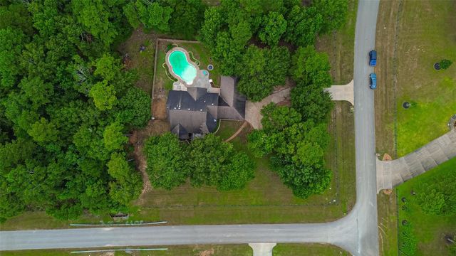 11232 Kentucky Oaks Drive, Conroe, TX 77304