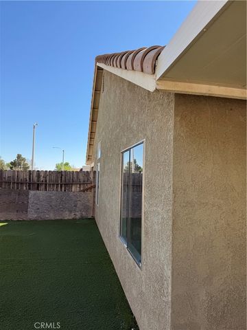 43527 Grange, Lancaster, CA 93535