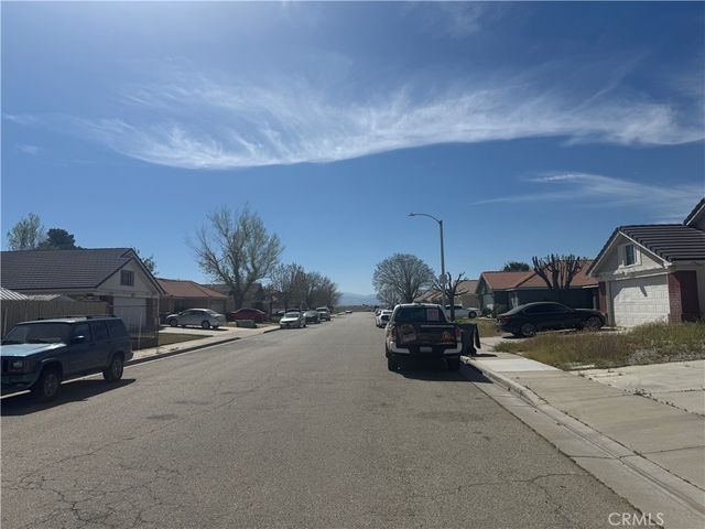 43527 Grange, Lancaster, CA 93535