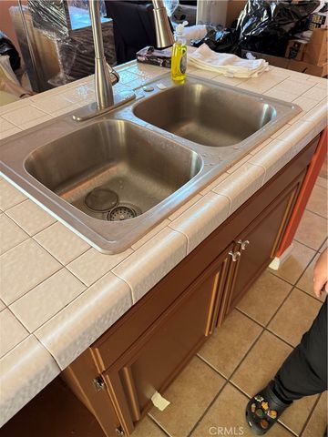 43527 Grange, Lancaster, CA 93535