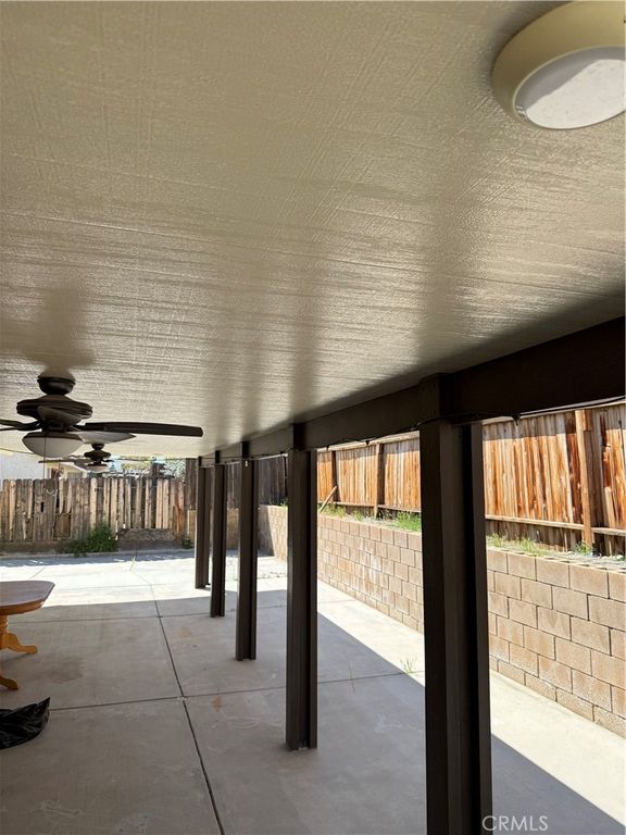 Image 15 of property listing at 43527 Grange, Lancaster, CA 93535