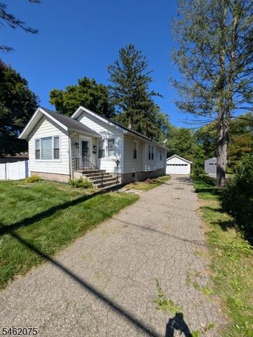 322 E Washington Ave, Washington Boro, NJ 07882