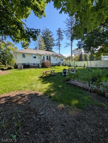 322 E Washington Ave, Washington Boro, NJ 07882