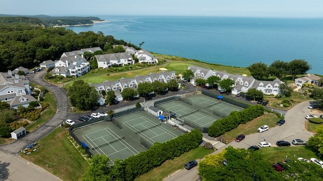 16 Westcliff Dr 16, Plymouth, MA 02360