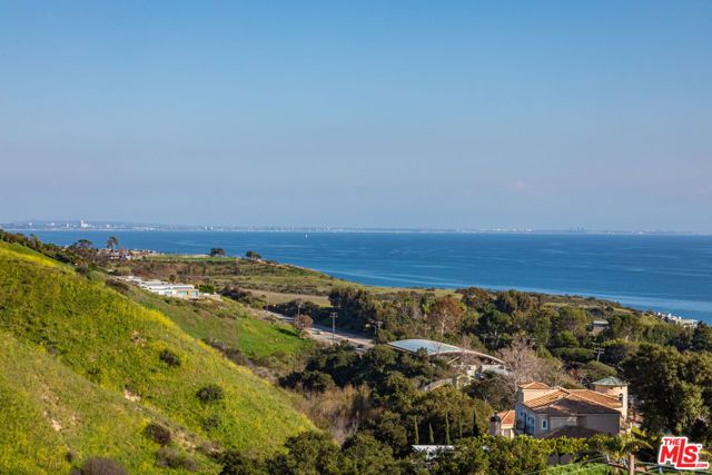 3895 Puerco Canyon Road, Malibu, CA 90265