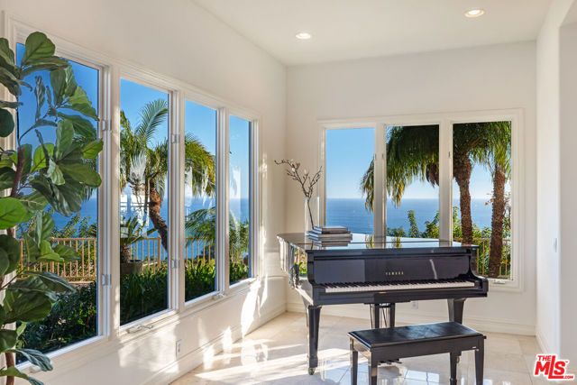 3895 Puerco Canyon Road, Malibu, CA 90265