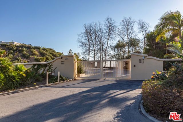 3895 Puerco Canyon Road, Malibu, CA 90265