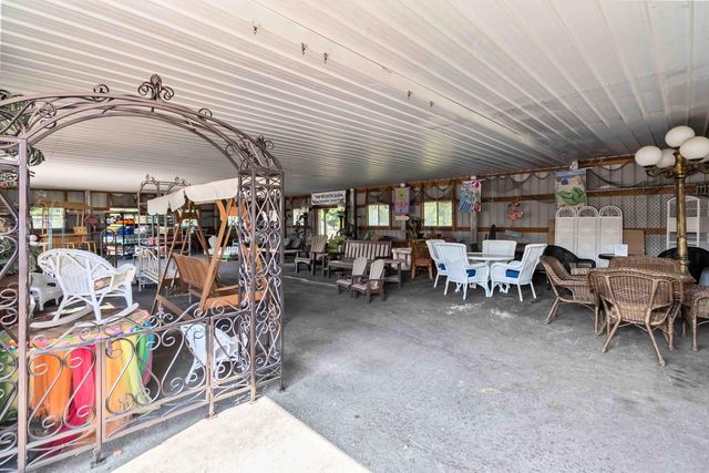 3080 West US HWY 150, Stanford, KY 40484