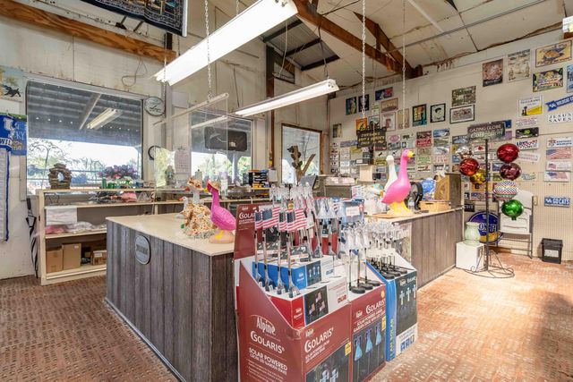 3080 West US HWY 150, Stanford, KY 40484