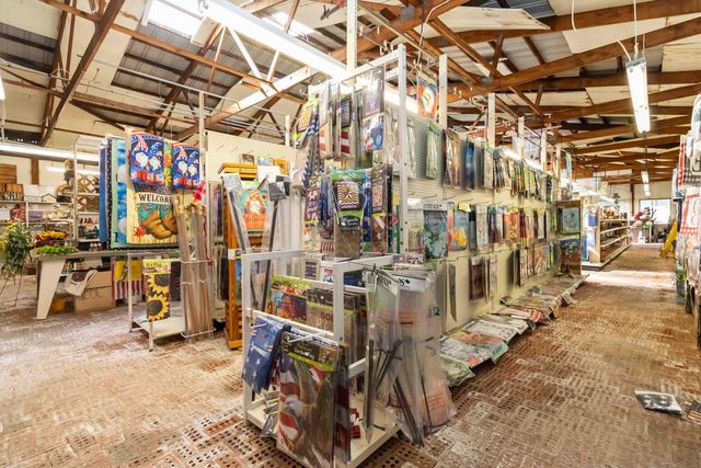 3080 West US HWY 150, Stanford, KY 40484