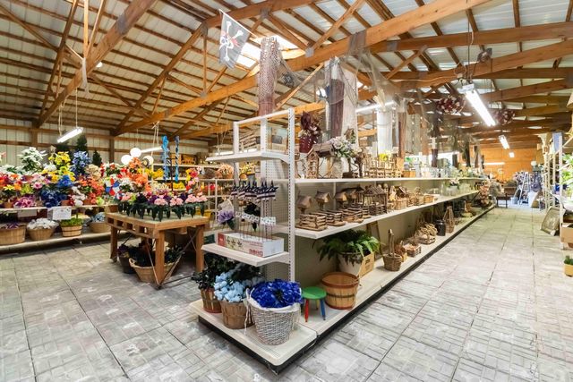 3080 West US HWY 150, Stanford, KY 40484