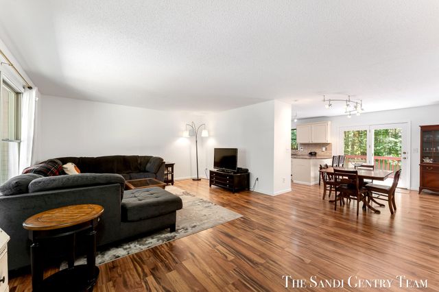 14504 Cameron Court, Grand Haven Twp, MI 49417