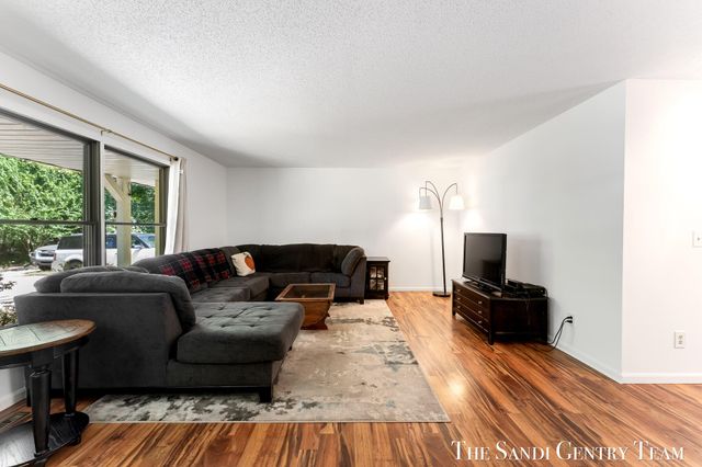 14504 Cameron Court, Grand Haven Twp, MI 49417