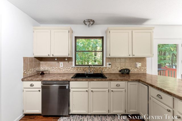 14504 Cameron Court, Grand Haven Twp, MI 49417