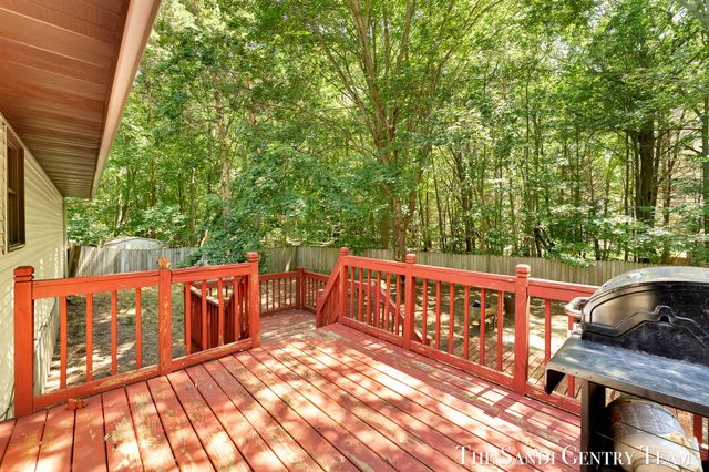 14504 Cameron Court, Grand Haven Twp, MI 49417