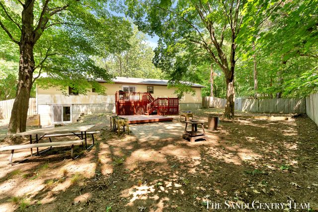 14504 Cameron Court, Grand Haven Twp, MI 49417