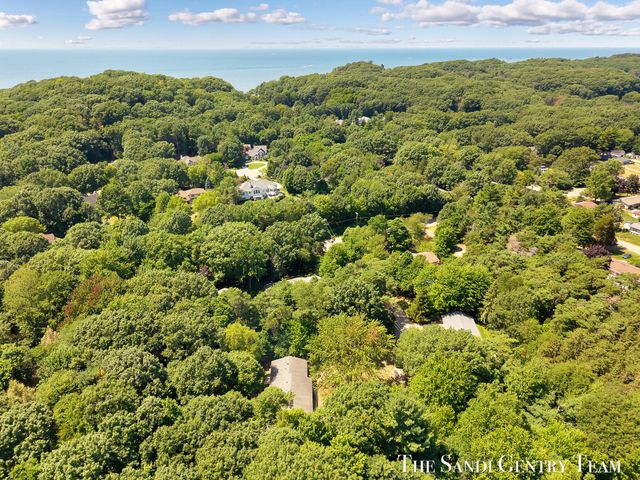 14504 Cameron Court, Grand Haven Twp, MI 49417