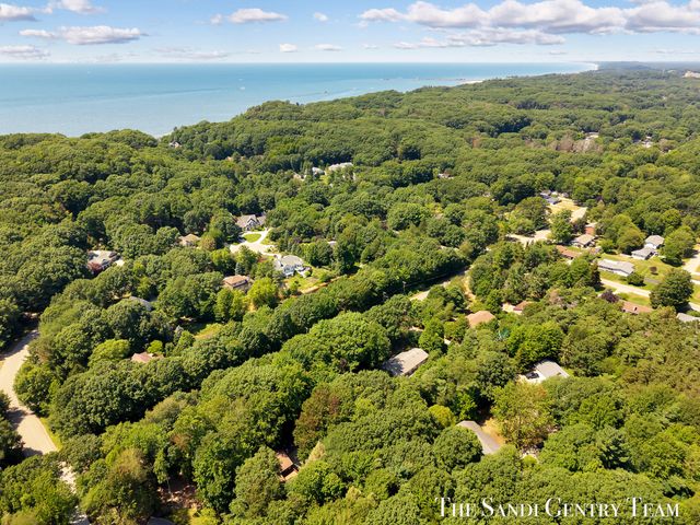 14504 Cameron Court, Grand Haven Twp, MI 49417