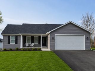 1627 Lake Holiday Drive, Lake Holiday, IL 60548