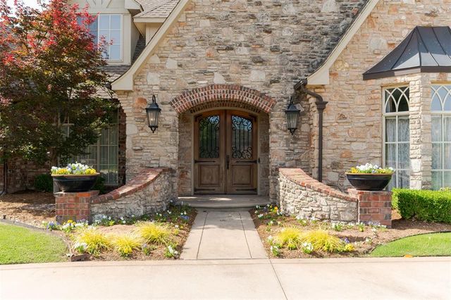 400 Oak Summit Road, Edmond, OK 73025