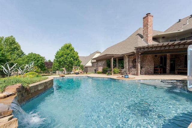 400 Oak Summit Road, Edmond, OK 73025