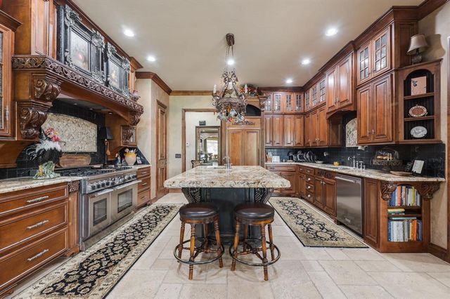 400 Oak Summit Road, Edmond, OK 73025