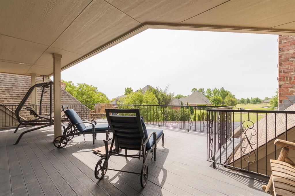 Image 36 of property listing at 400 Oak Summit Road, Edmond, OK 73025